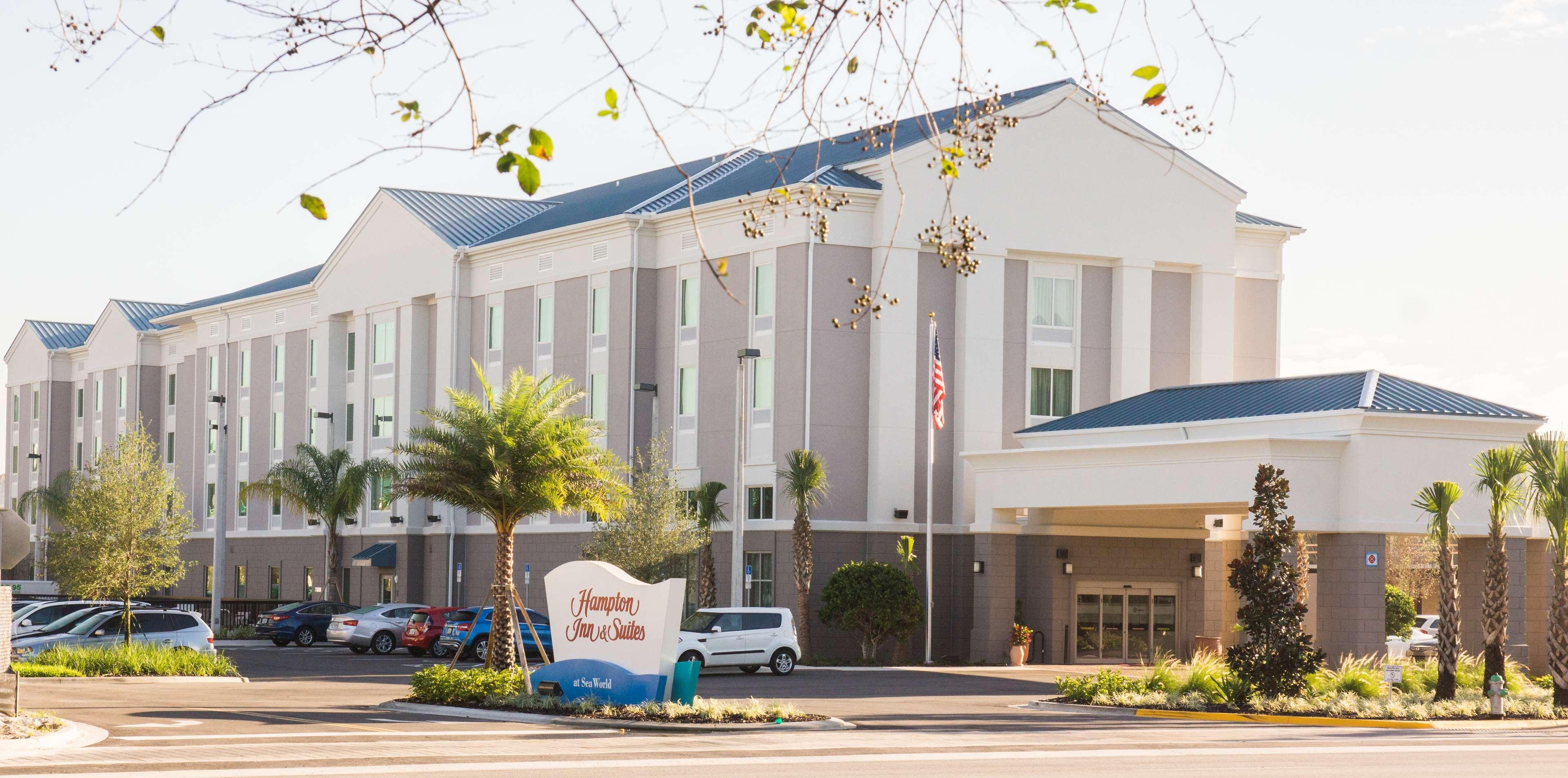 Hampton Inn & Suites Orlando Near Seaworld Williamsburg Exterior photo